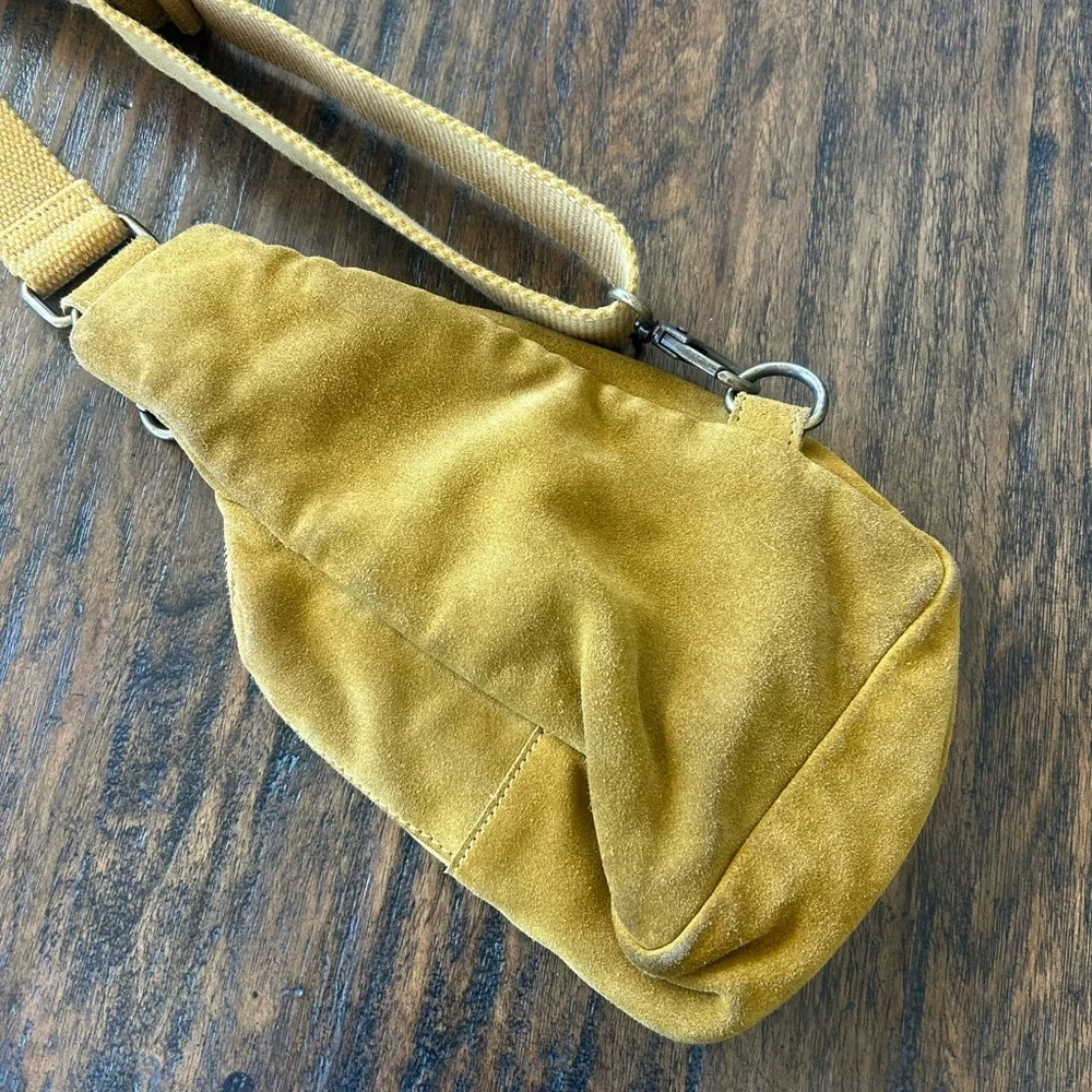 Free People Leather Hudson Suede Sling Bag Apple Green - Picture 10 of 14